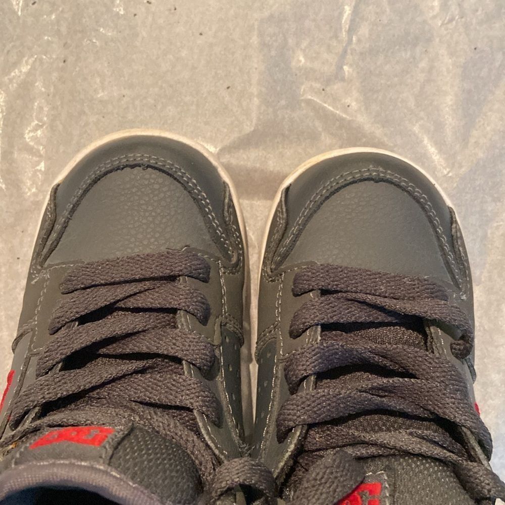DC Kids High-Top Sneakers - Black and Red - Picture 7 of 10
